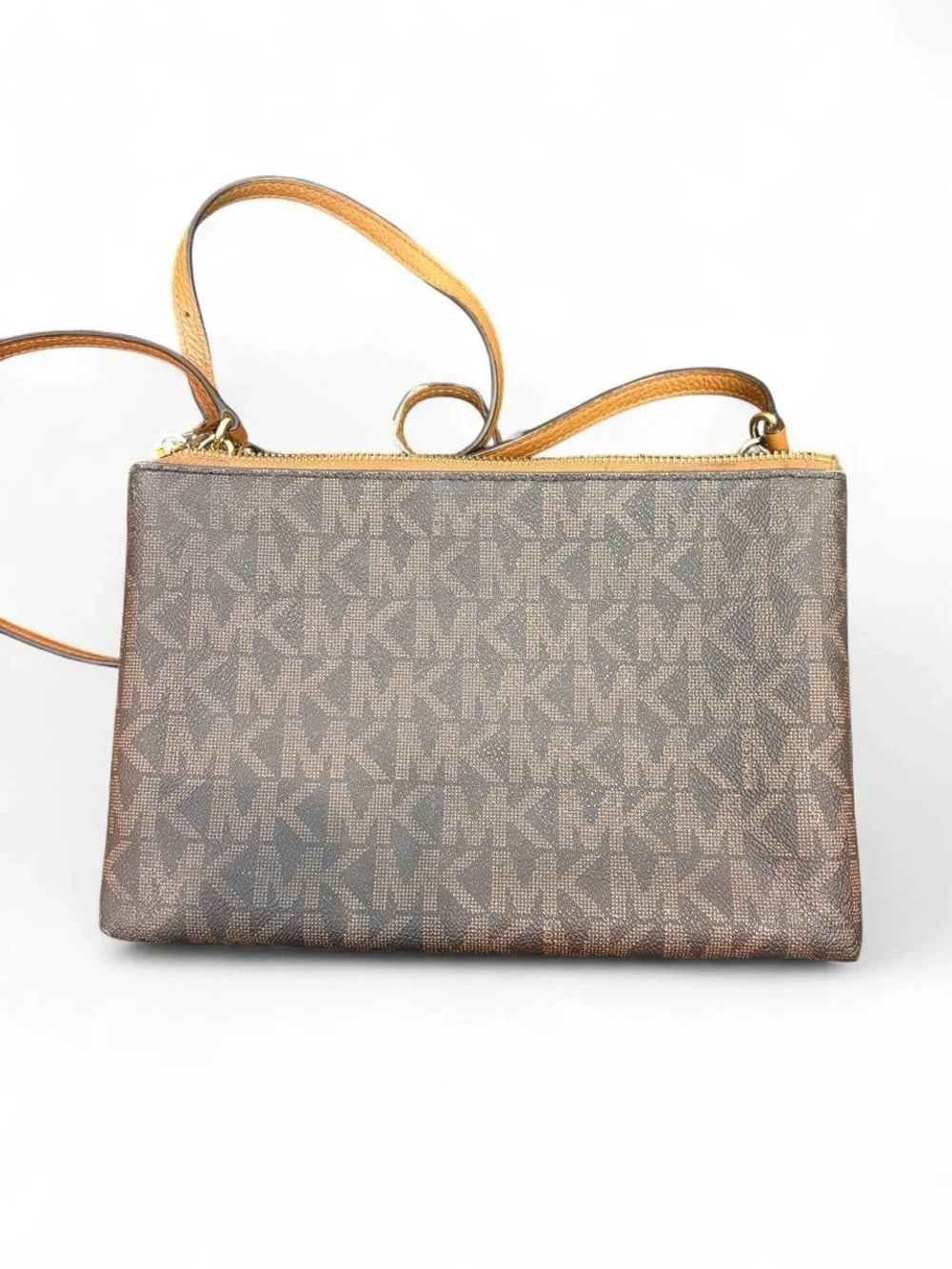 Michael Kors slim pebbled